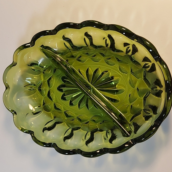 Vintage Green Glass Candy Dish - Picture 2 of 14